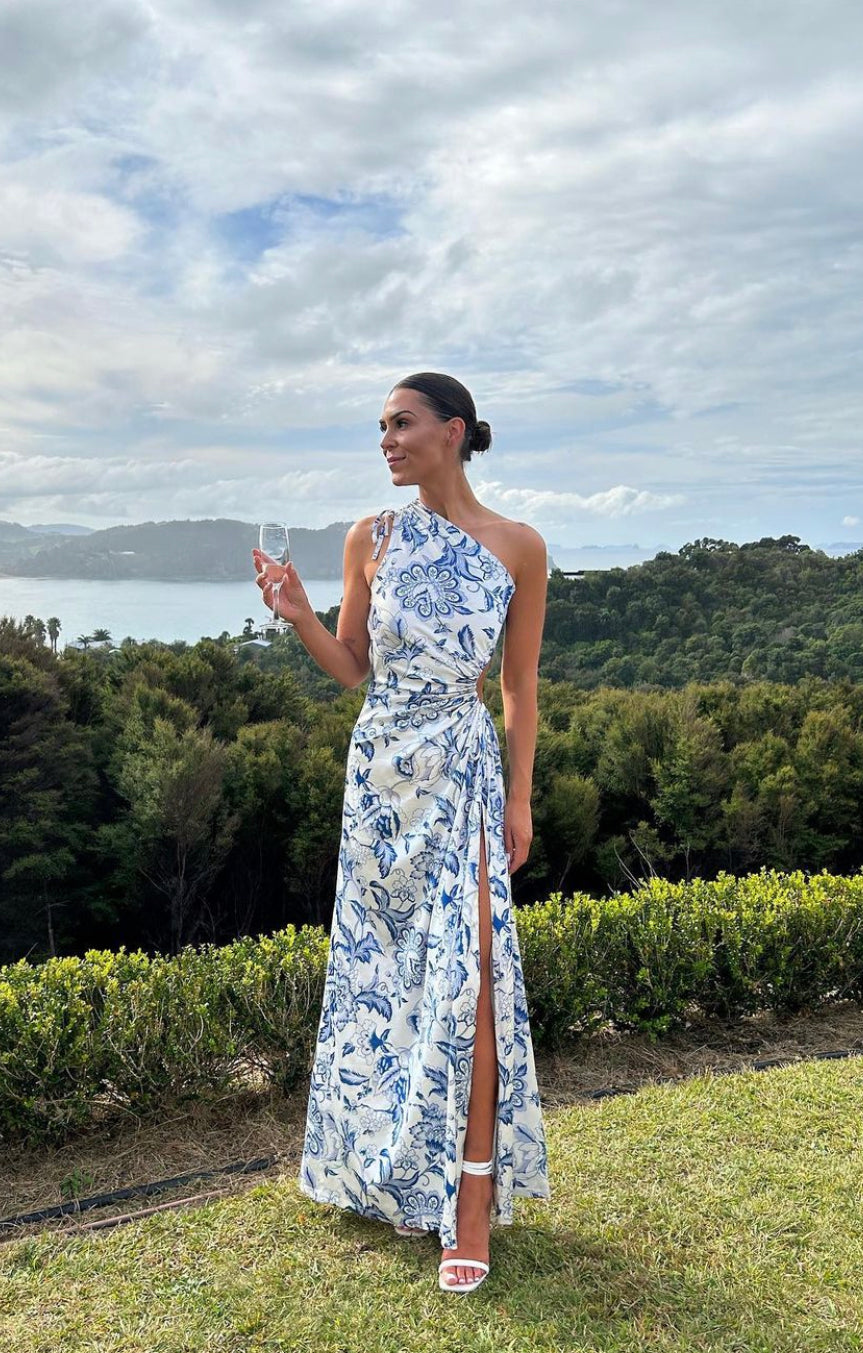 NOUR BLUE PAISLEY MAXI DRESS NOUR BLUE PAISLEY MAXI DRESS