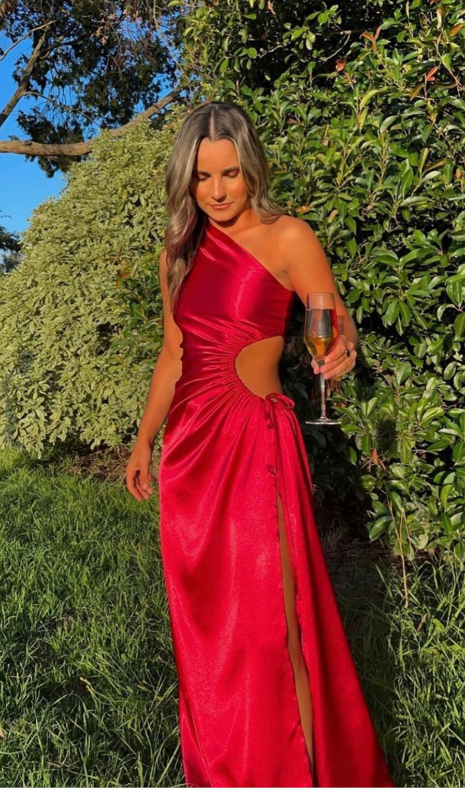 NOUR SCARLETT RED MAXI DRESS NOUR SCARLETT RED MAXI DRESS