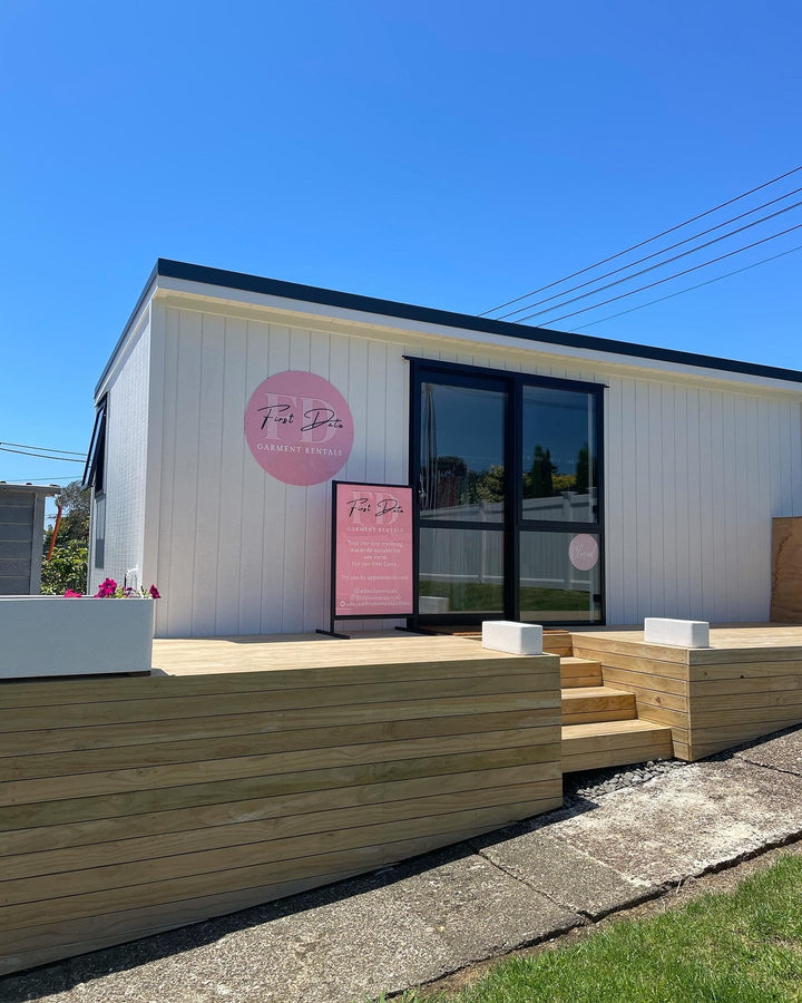Try-On - 30 Minute First Date Rentals