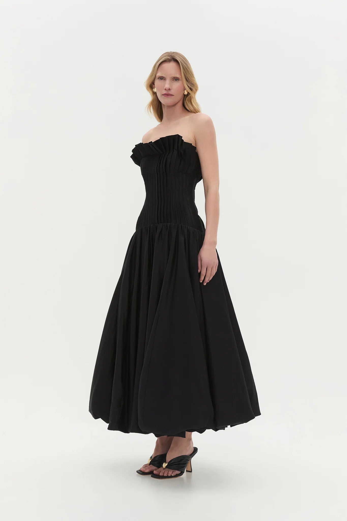 Ivy Bubble Hem Gown (Black)