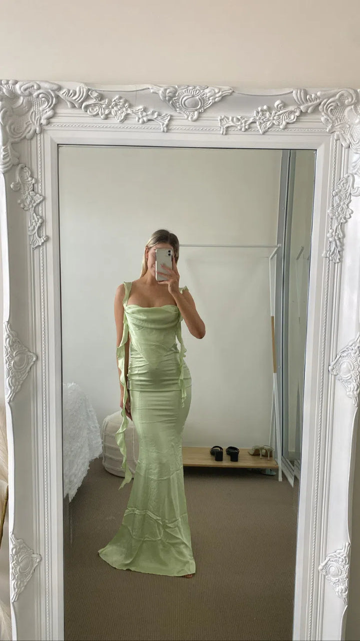 Caroline Dress (Green) - First Date Rentals