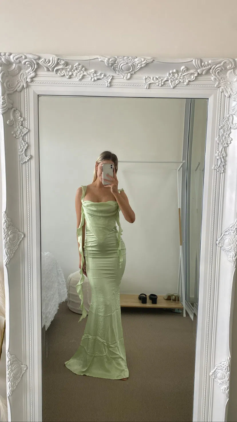 slim fit dress slacks THE CAROLINE DRESS (LIGHT GREEN)- NANA JACQUELINE main image 1
