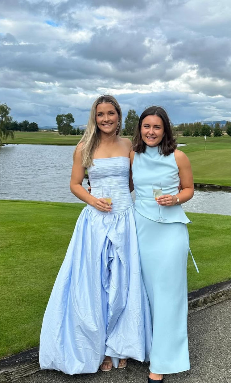 denim dresses for pregnant ladies Blue Faded Chambray Maternity Mini Dress collection:White Collection SIZ:10 pregnant bodies Pair it Jacqueline Gold Dress With