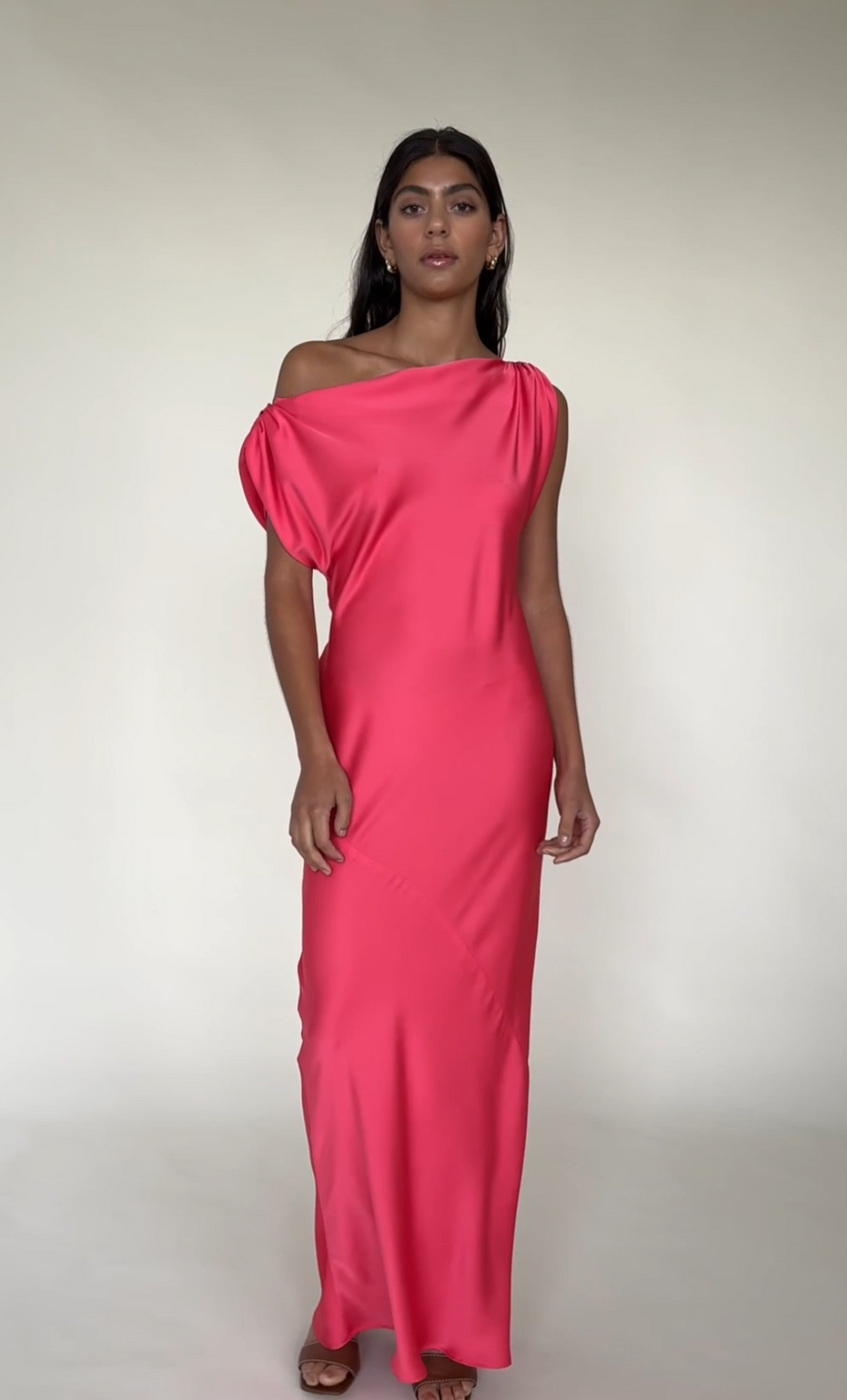 Tilt Dress (Rosie) - First Date Rentals