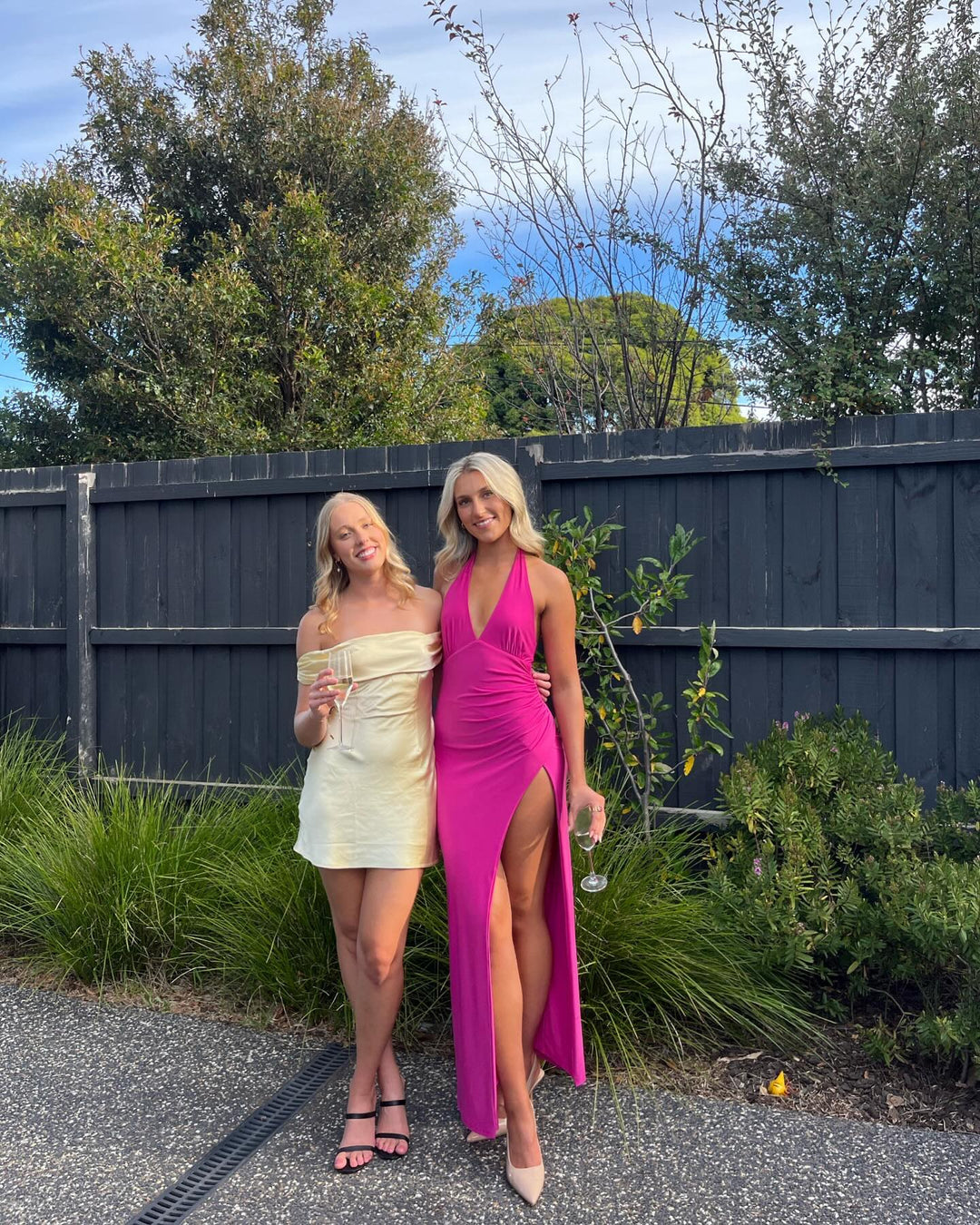 Halter Maxi Fuchsia - First Date Rentals