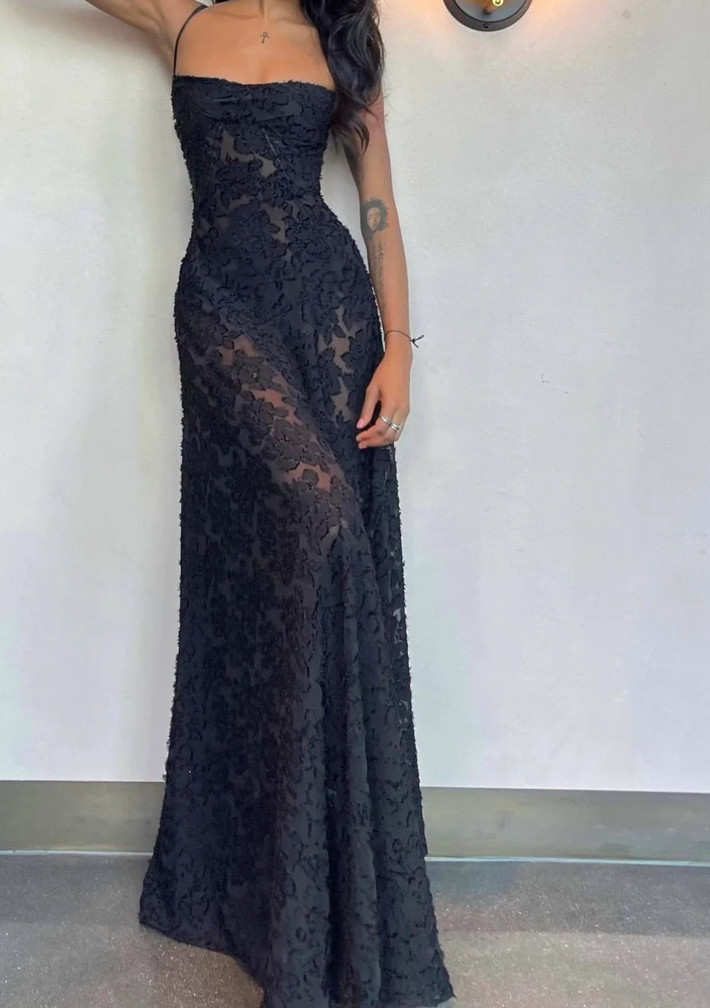 Seren Gown (Black) - First Date Rentals