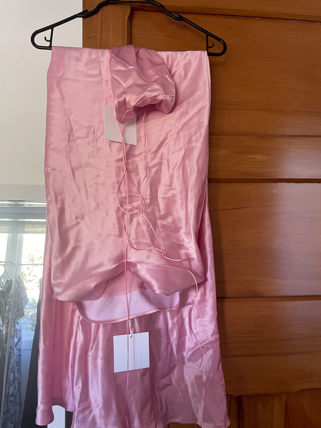 Tiffany Set (Pink) FOR SALE - First Date Rentals