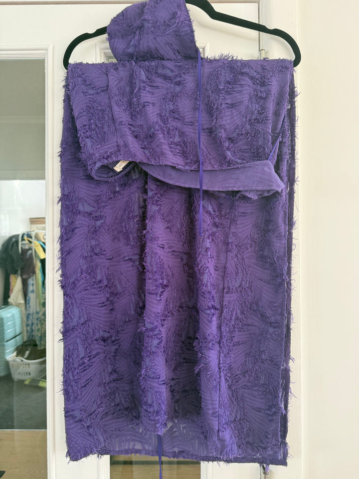 Issi Set FOR SALE