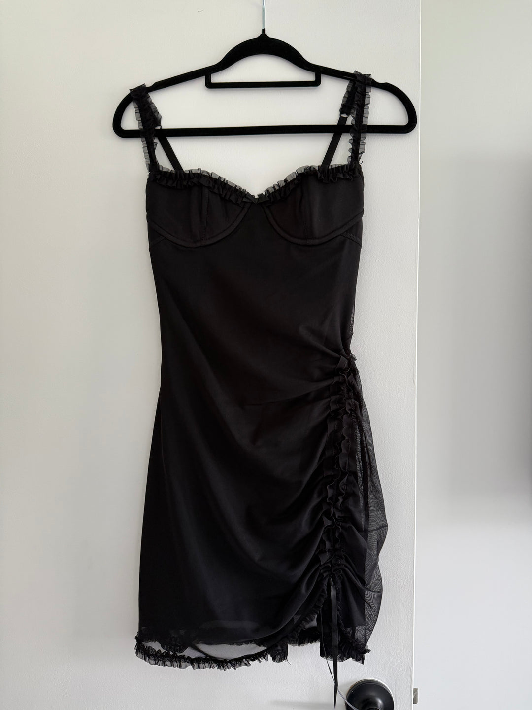 Black ruffle mini FOR SALE - First Date Rentals