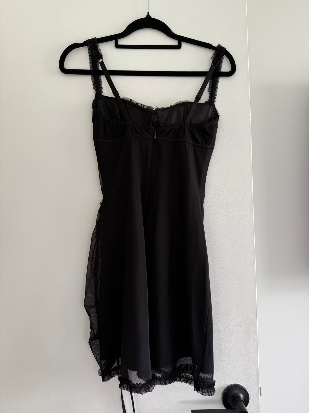 Black ruffle mini FOR SALE - First Date Rentals