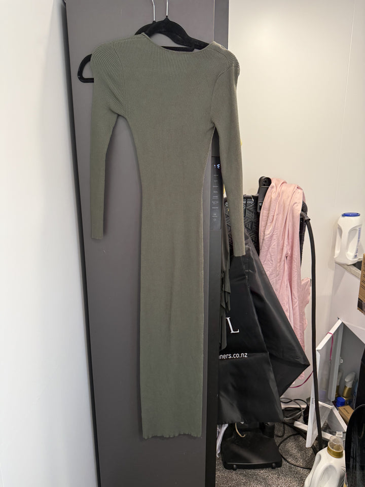 Lola Long Sleeve Cut Out (Thyme) FOR SALE Kookai