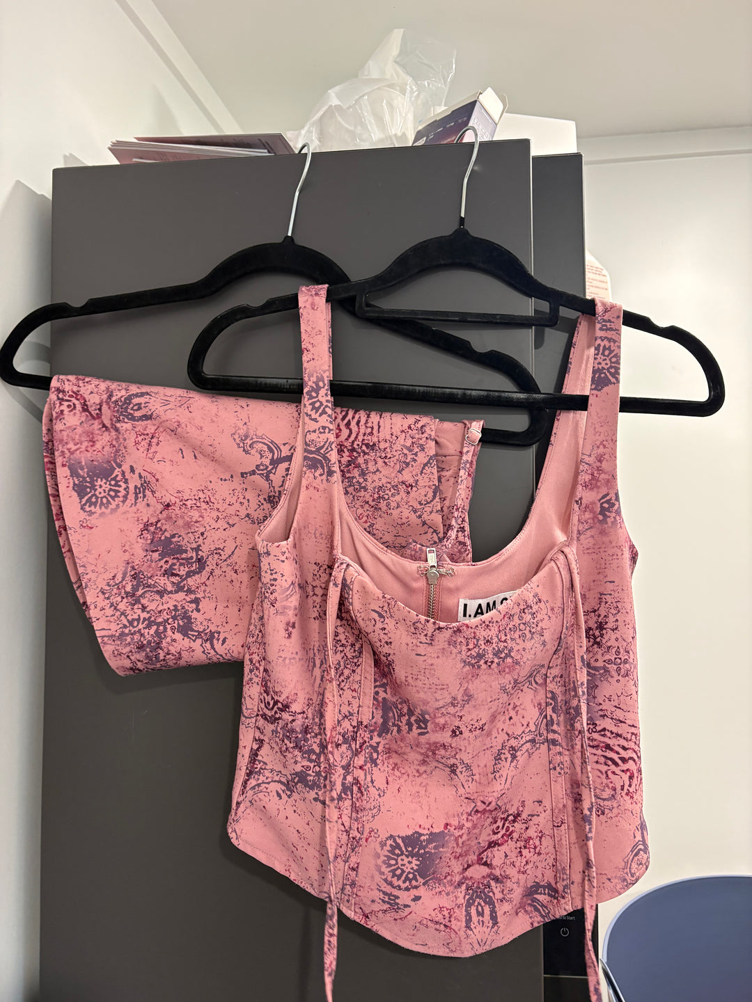 Elori Set FOR SALE
