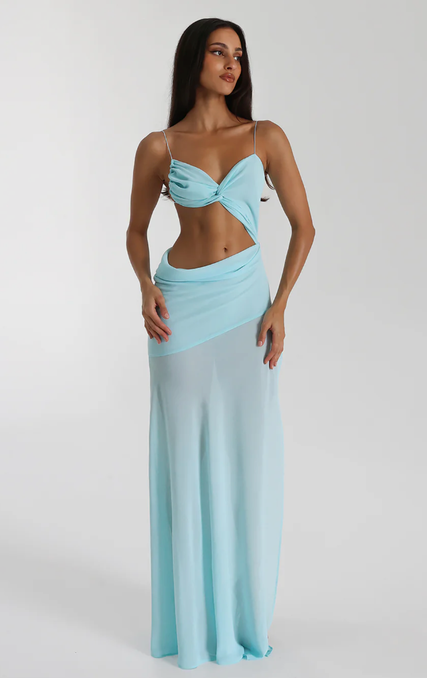 Dahlia Dress (Baby Blue) - First Date Rentals