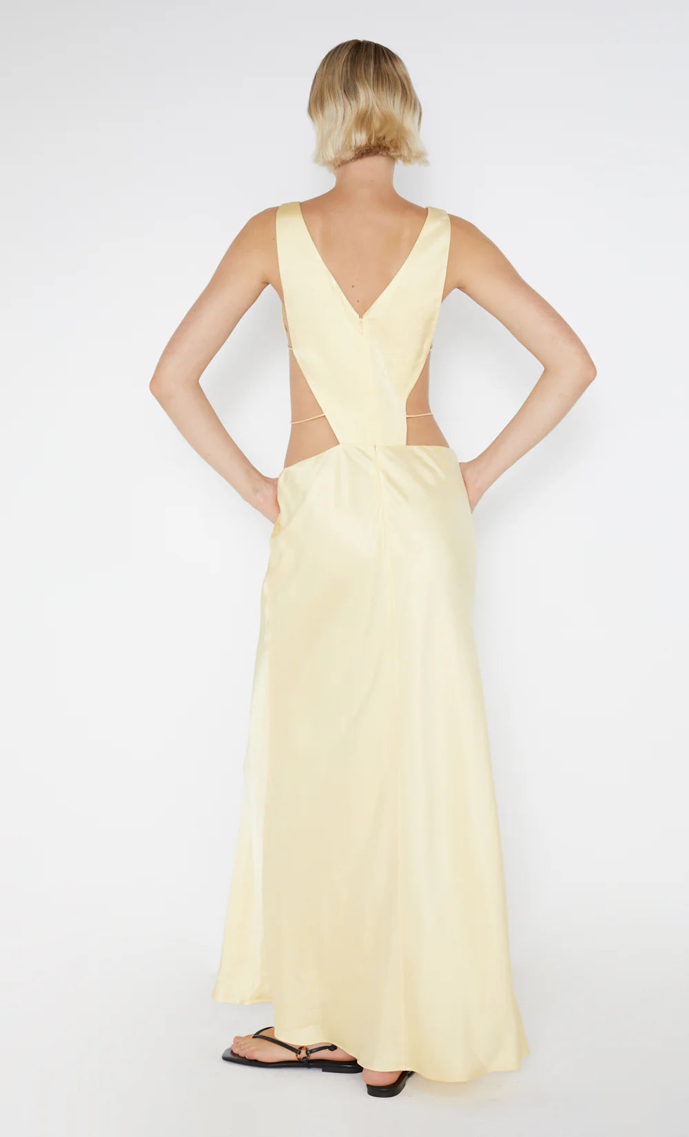 Agathe Diamond Dress (Yellow) - First Date Rentals