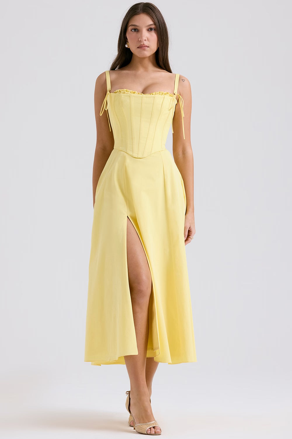 Clarabelle Dress (Yellow) - First Date Rentals