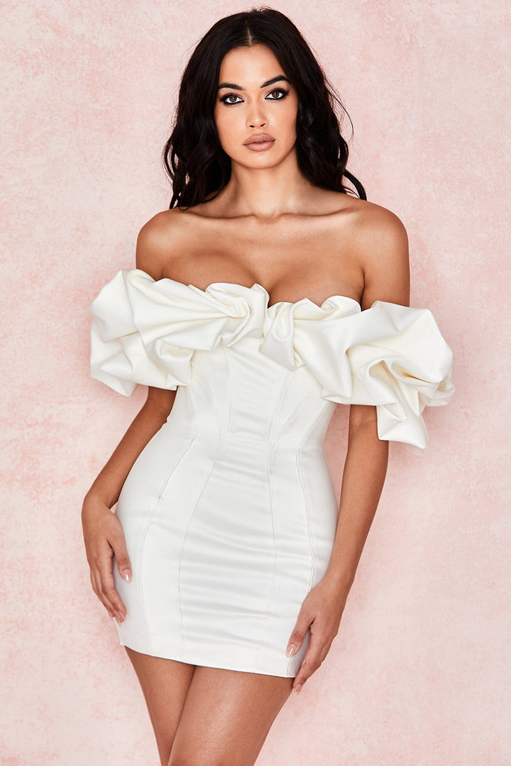 Selena Mini (Ivory) - First Date Rentals
