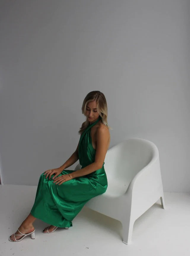Crossover Maxi (Green) - First Date Rentals