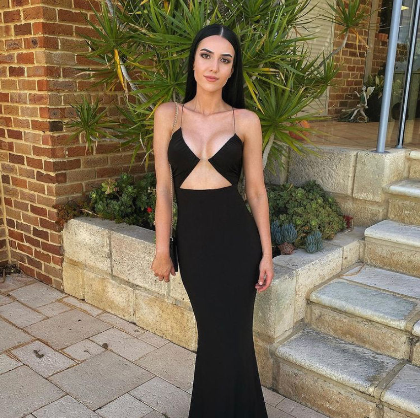 Cher Gown (Black) - First Date Rentals